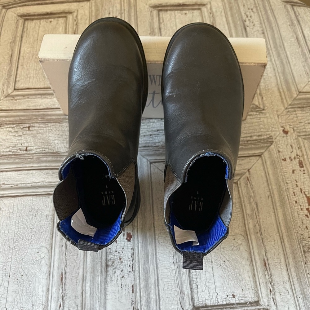 GAP Boots - Picture 3 of 7